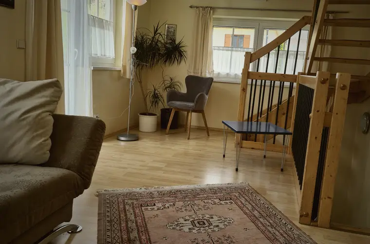 Maisonette, image 2